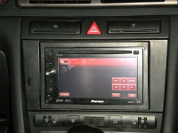   Pioneer AVH-P4000DVD  Audi A6