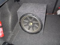   Kicker C12  BMW 116