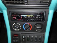 Установка Автомагнитола Sony CDX-GT447UE в BMW Z3