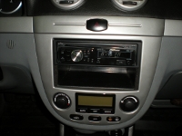   Pioneer DEH-2220UB  Chevrolet Lacetti