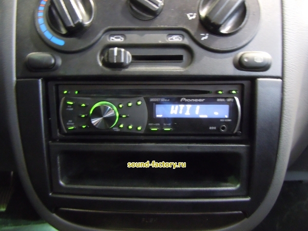 Уставновка: Автомагнитола в Chevrolet Lanos Установка: Автомагнитола в Chevrolet Lanos