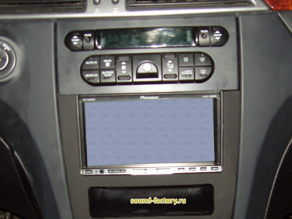 Уставновка: Автомагнитола в Chrysler Pacifica Установка: Автомагнитола в Chrysler Pacifica