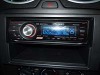   Pioneer DEH-P580MP  Ford Focus