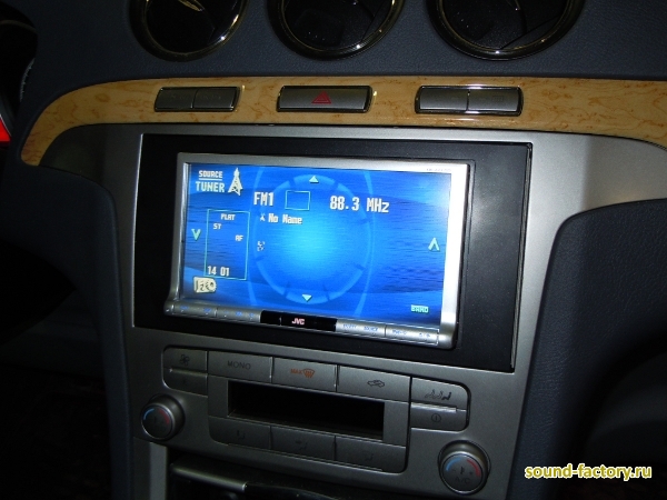 Уставновка: Автомагнитола в Ford Galaxy Установка: Автомагнитола в Ford Galaxy
