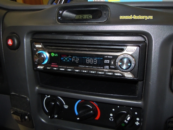 Уставновка: Автомагнитола в Ford Transit Установка: Автомагнитола в Ford Transit