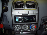   Alpine CDA-9884R  Hyundai Accent