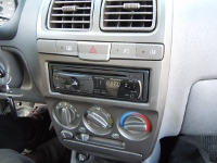   Pioneer DEH-1200MP  Hyundai Accent