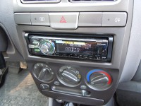   Sony CDX-GT647UI  Hyundai Accent