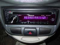   Kenwood KDC-3047GY  Lada Kalina