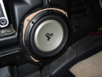   JL Audio 8W1v2-8  Lincoln Navigator