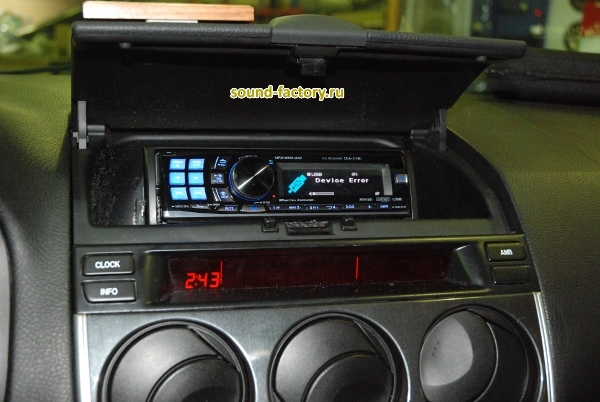 Установка: Автомагнитола в Mazda 6