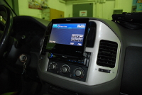 Установка Автомагнитола Pioneer AVH-P5900DVD в Mitsubishi Grandis