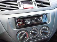   Pioneer DEH-3200UB  Mitsubishi Lancer