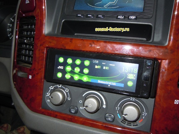 Уставновка: Автомагнитола в Mitsubishi Pajero Установка: Автомагнитола в Mitsubishi Pajero