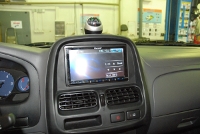   Pioneer AVH-P4100DVD  Nissan NP300