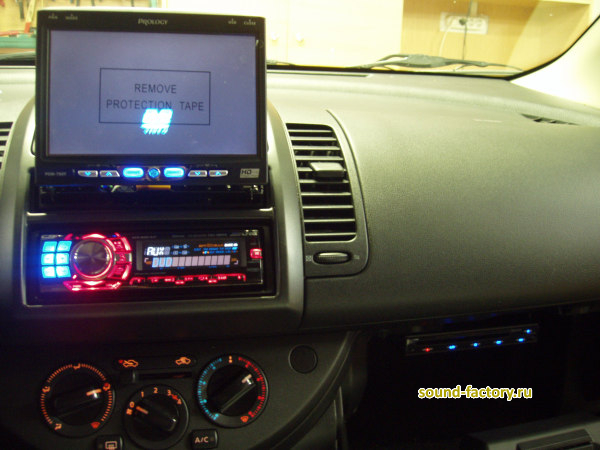 Уставновка: Автомагнитола в Nissan Note Установка: Автомагнитола в Nissan Note