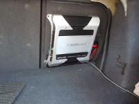    Blaupunkt GTA 275  Nissan Primera