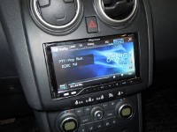   Pioneer AVH-P4200DVD  Nissan Qashqai