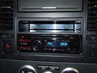   Pioneer DEH-4250SD  Nissan Tiida