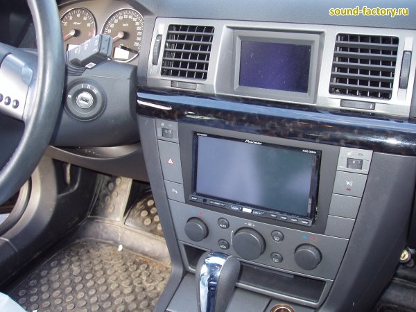 Уставновка: Автомагнитола в Opel Signum Установка: Автомагнитола в Opel Signum
