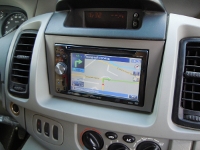   Pioneer AVIC-F900BT  Opel Vivaro