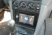   Pioneer AVIC-F900BT  Rover 620Si