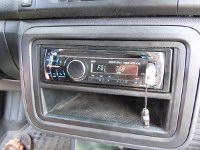   Pioneer DEH-4200SD  Skoda Fabia