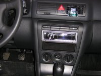   Pioneer DEH-P6900IB  Skoda Octavia