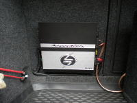 Установка Усилитель мощности Lightning Audio B4.250.2 в Skoda Octavia