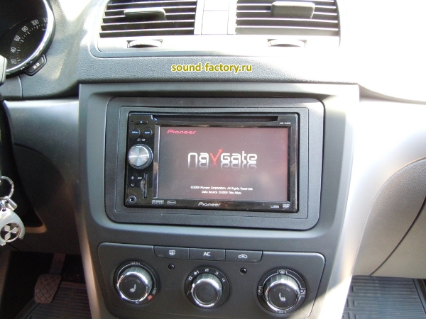 Уставновка: Автомагнитола в Skoda Yeti Установка: Автомагнитола в Skoda Yeti