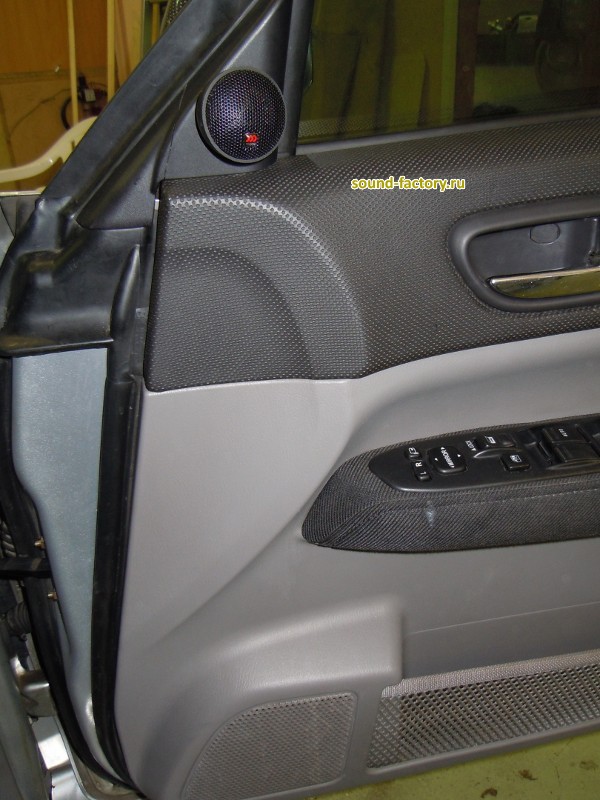 Установка: Фронтальная акустика в Subaru Forester
