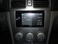   Pioneer AVIC-F900BT  Subaru Forester