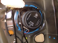 Установка Тыловая акустика DLS 428 в Subaru Legacy