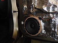 Установка Фронтальная акустика DLS B6A в Subaru Outback