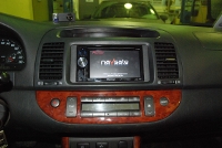   Pioneer AVIC-F900BT  Toyota Camry