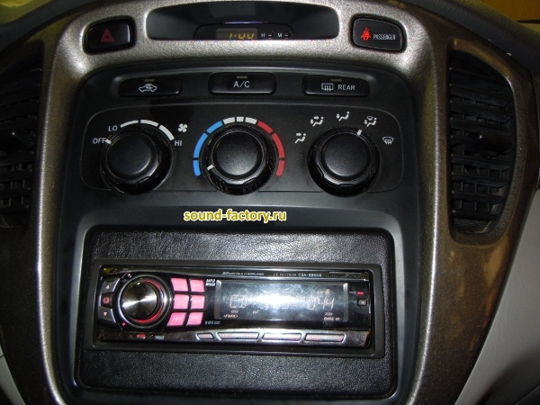 Уставновка: Автомагнитола в Toyota Highlander Установка: Автомагнитола в Toyota Highlander