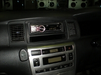   JVC KD-R402  Toyota RUNX