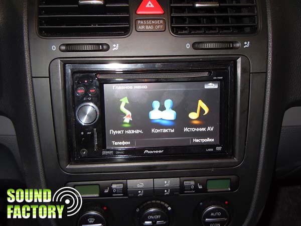 Уставновка: Автомагнитола в Volkswagen Jetta Установка: Автомагнитола в Volkswagen Jetta