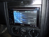   Pioneer AVH-P3100DVD  Volkswagen Jetta