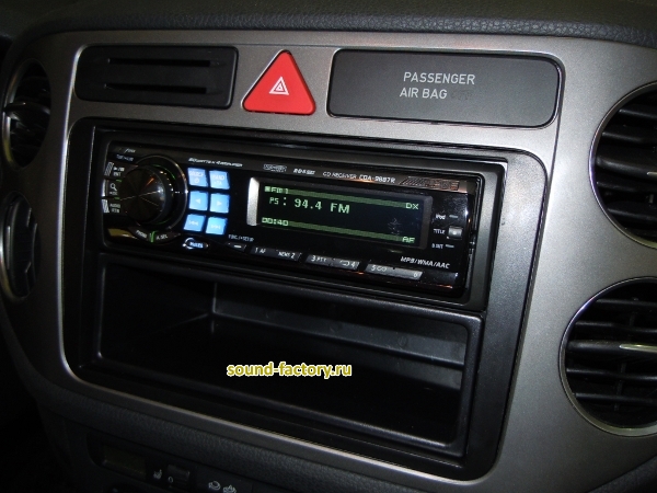 Уставновка: Автомагнитола в Volkswagen Tiguan Установка: Автомагнитола в Volkswagen Tiguan