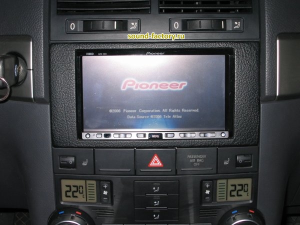 Уставновка: Автомагнитола в Volkswagen Touareg Установка: Автомагнитола в Volkswagen Touareg