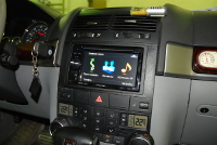   Pioneer AVIC-F900BT  Volkswagen Touareg