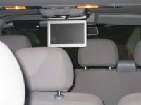 Установка Потолочный монитор NRG DCTV-102DVD в Volkswagen Transporter