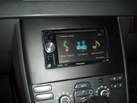   Pioneer AVIC-F900BT  Volvo XC90