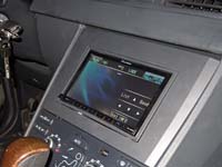 Установка Автомагнитола Pioneer AVH-P4100DVD в Volvo XC90